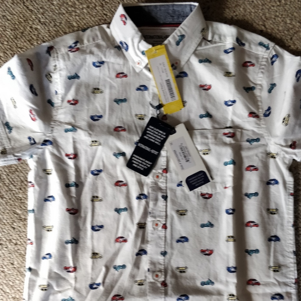 Graphic Short Sleeve Button Down Shirt